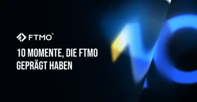 FTMO-Promo-Grafik zum 10. Jubiläum mit dem Text ‚10 entscheidende Momente aus der Geschichte von FTMO‘, FTMO-Logo links und blauen sowie gelben grafischen Elementen im Hintergrund.